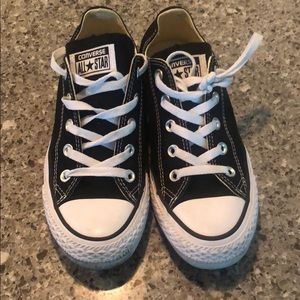 Converse Chuck Taylors Wmn 6/ Mn 4